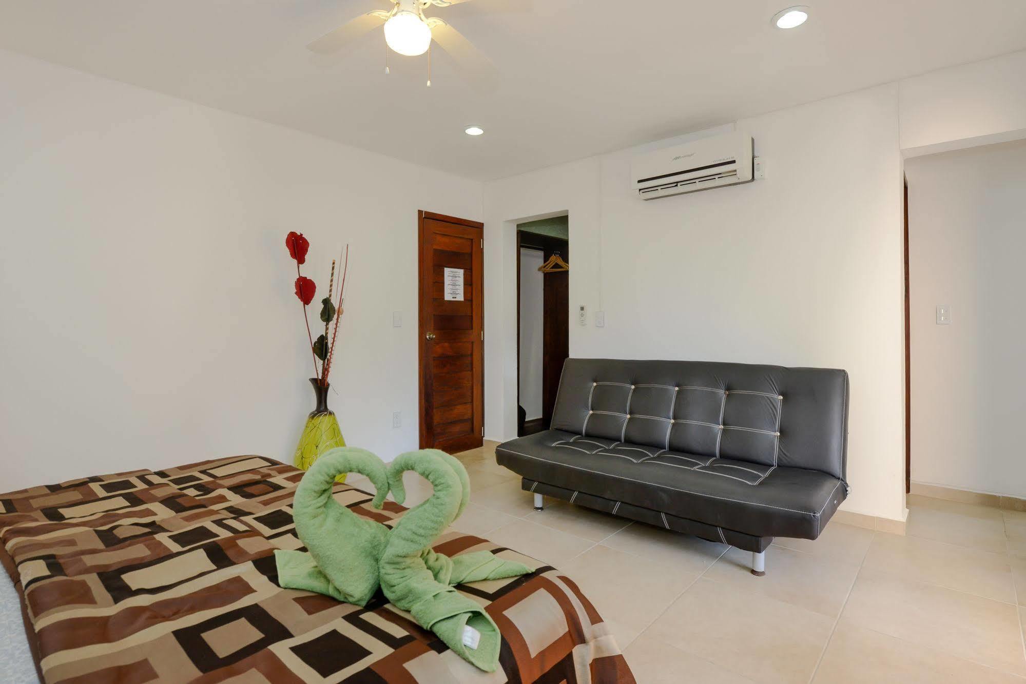 פורטו אוונטורס Villas Picalu Lodge מראה חיצוני תמונה